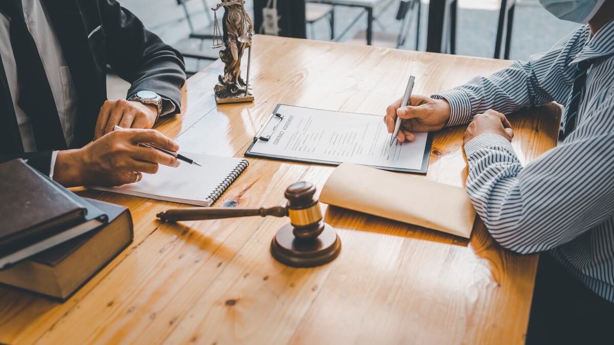 Criminal Defense Lawyer