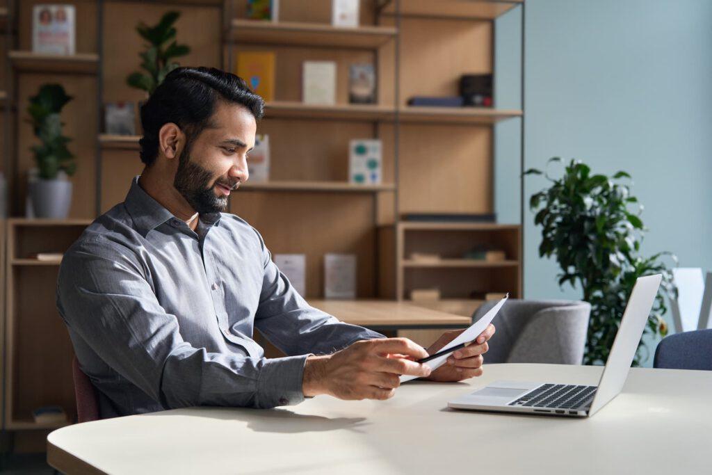 Should I Hire an Estate Planning Attorney Instead of Using an Online Service?