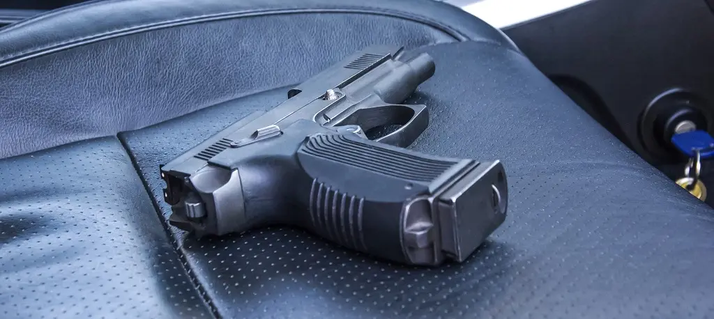 Can I Legally Carry a Gun in My Car in Arizona?